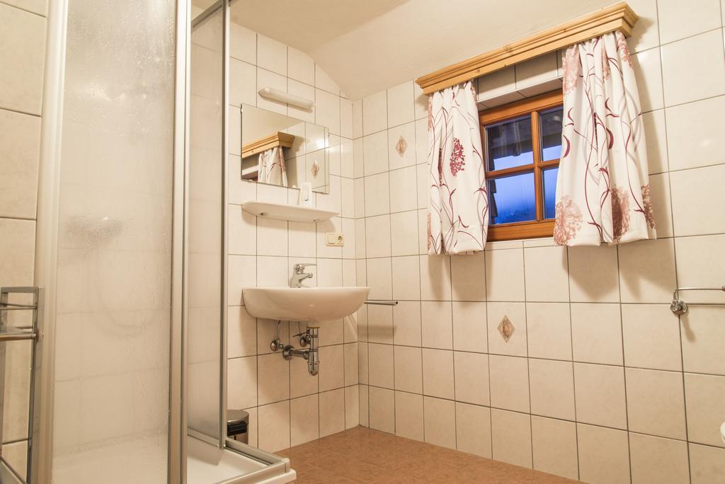 Willa Schmiedhaeusl Fusch an der Glocknerstraße Pokój zdjęcie